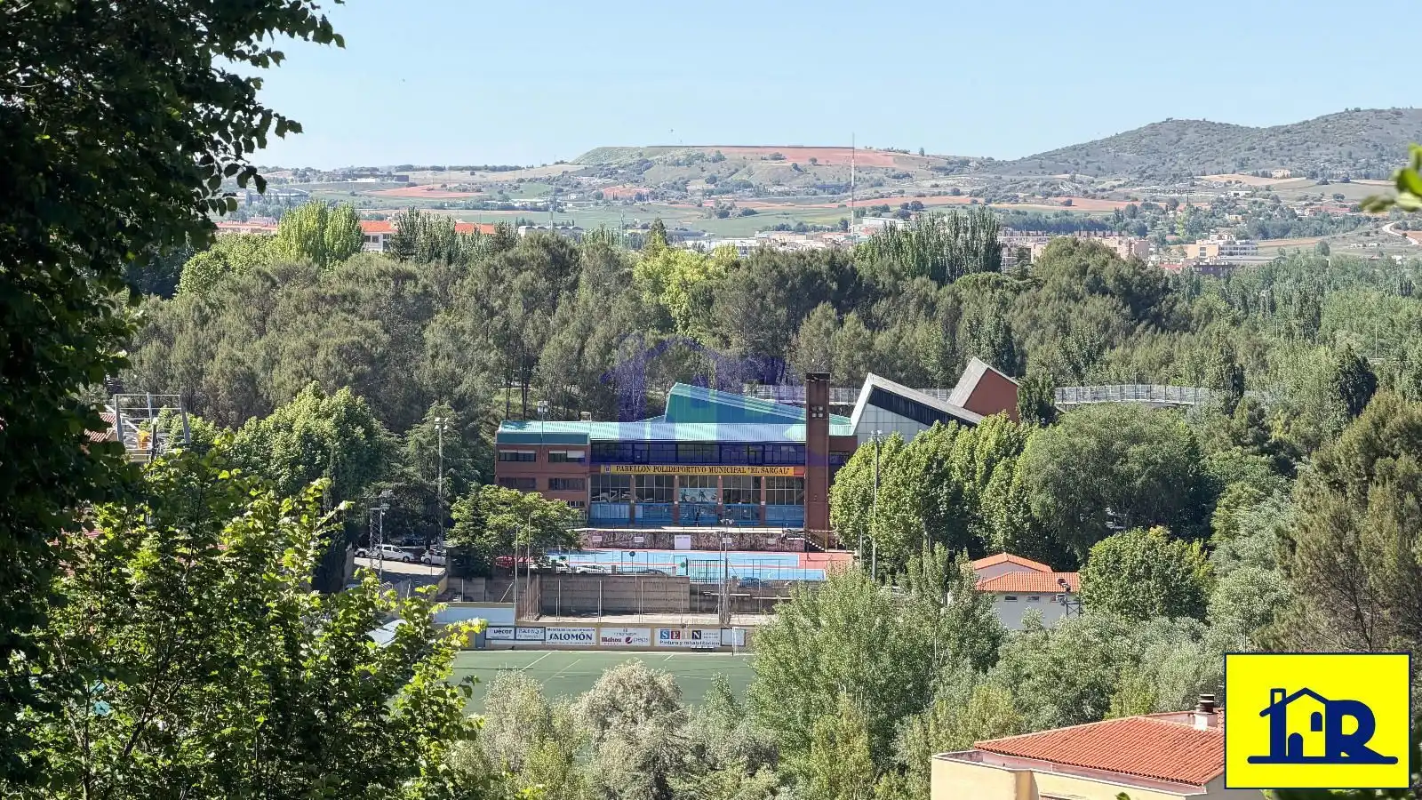 Vista exterior de Dúplex en venta en Cuenca con Calefacción, Trastero y Amueblado