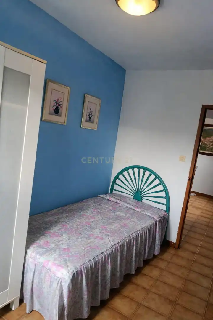 Habitación de Casa adosada en venta en Herrera de Alcántara con Trastero