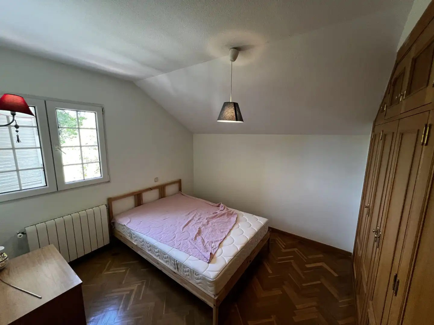 Dormitori de Casa o xalet en venda en Boadilla del Monte amb Aire condicionat, Jardí privat i Traster