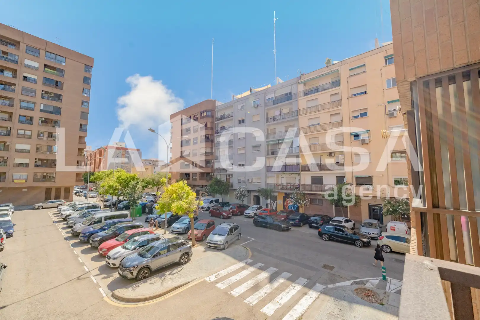 Vista exterior de Piso en venta en Valencia con Balcón