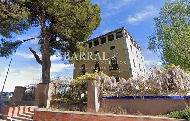 Oficina en Alquiler en Azucarera