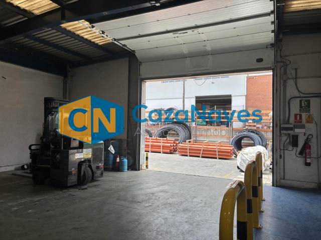 Nave industrial en Alquiler en Las Dehesillas - Vereda de los Estudiantes