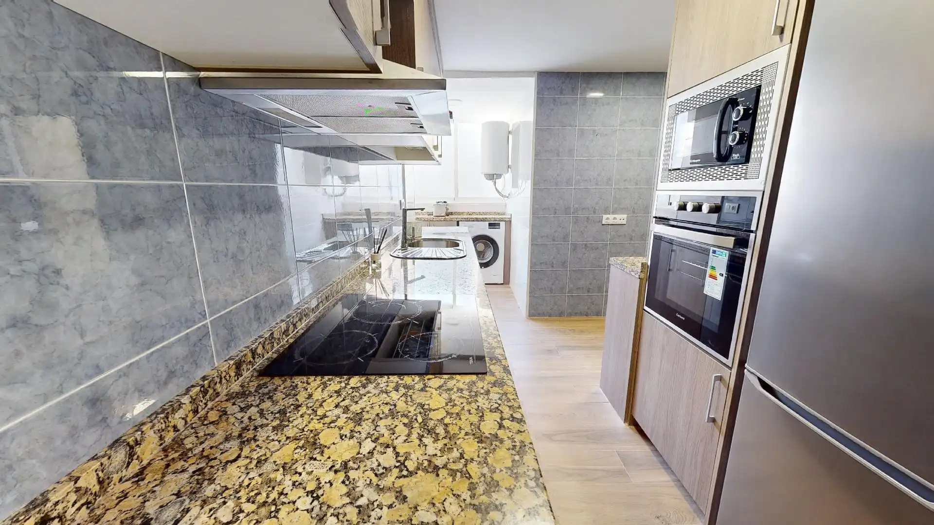 Cuina de Pis de lloguer en Córdoba amb Aire condicionat, Calefacció i Terrassa