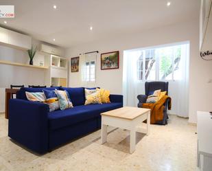 Living room of Flat for sale in  Sevilla Capital  with Air Conditioner