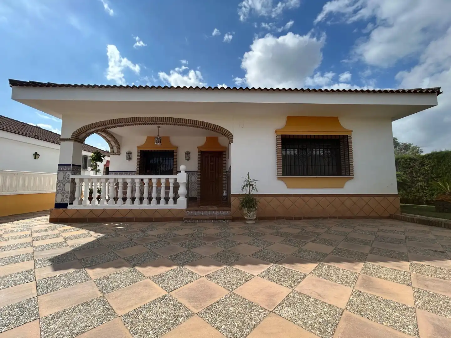 Exterior view of Houses for sale in Córdoba  with Air Conditioner, Heating and Private garden