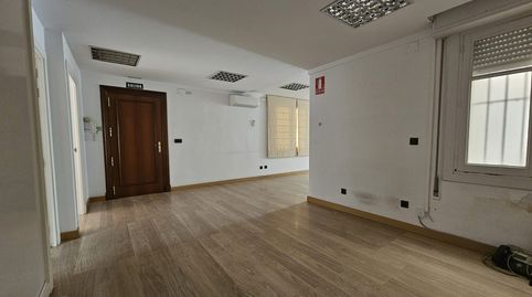 Foto 3 de Piso en venta en Calle Presidente Leopoldo Calvo Sotelo, Gran Via, Logroño