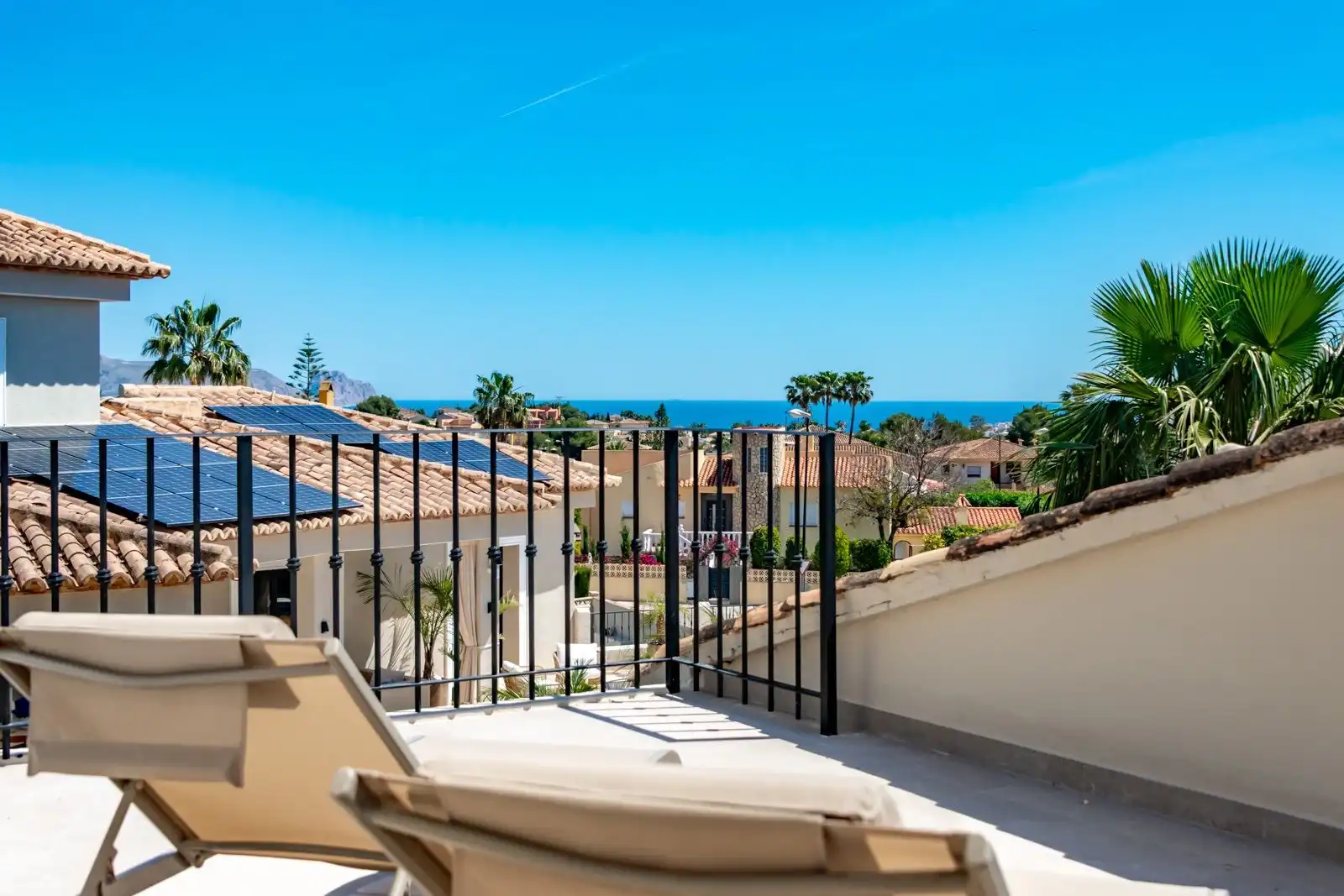 Terrassa de Casa o xalet en venda en La Nucia amb Aire condicionat, Calefacció i Jardí privat