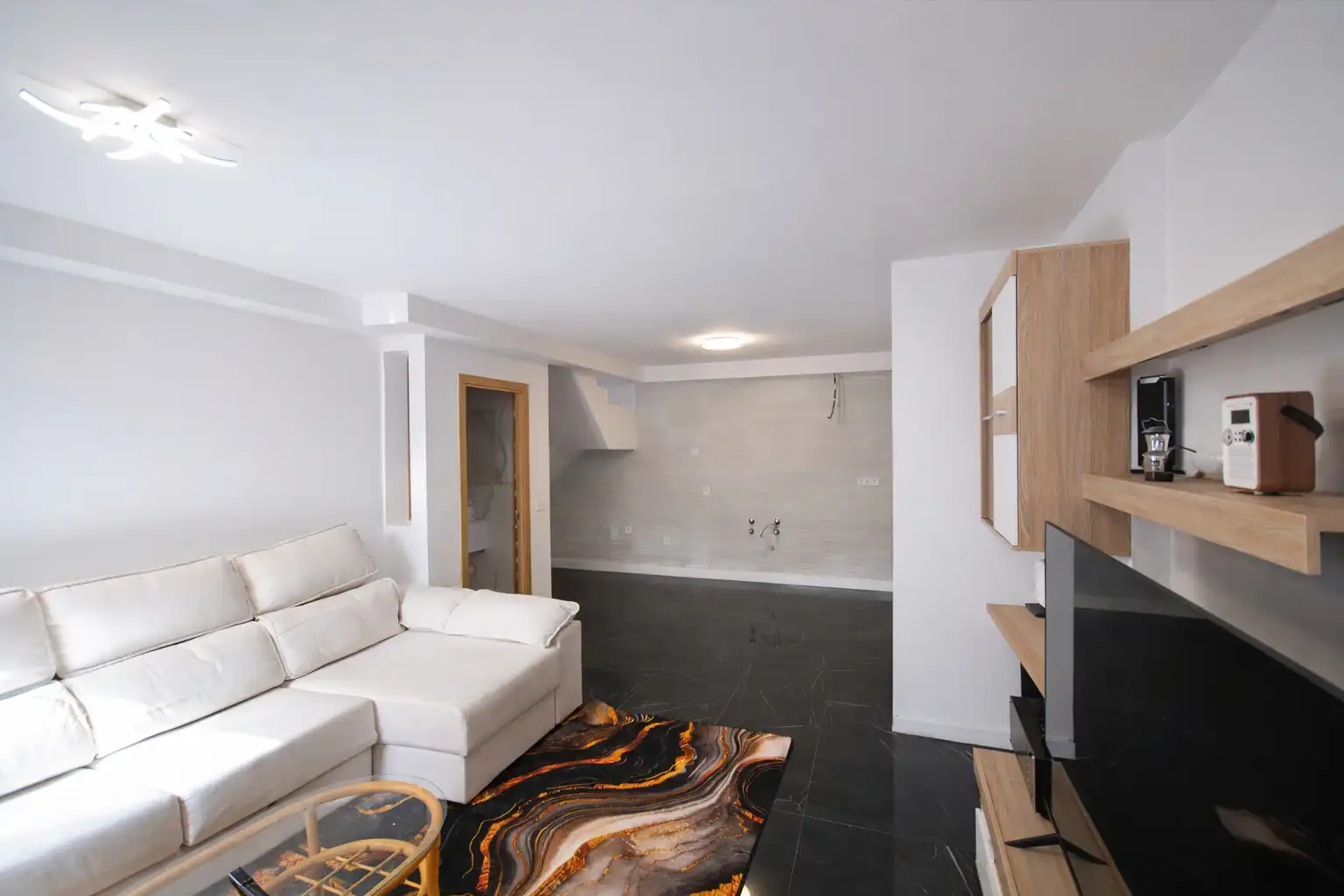 Edificio en venta en Ingenio con Alarma