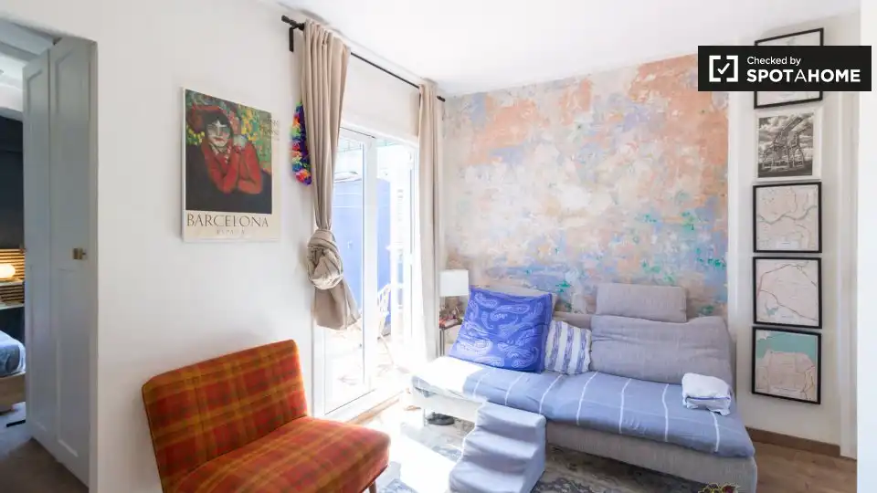Appartamento con terrazza in affitto a Ciutat Vella, imagen 4