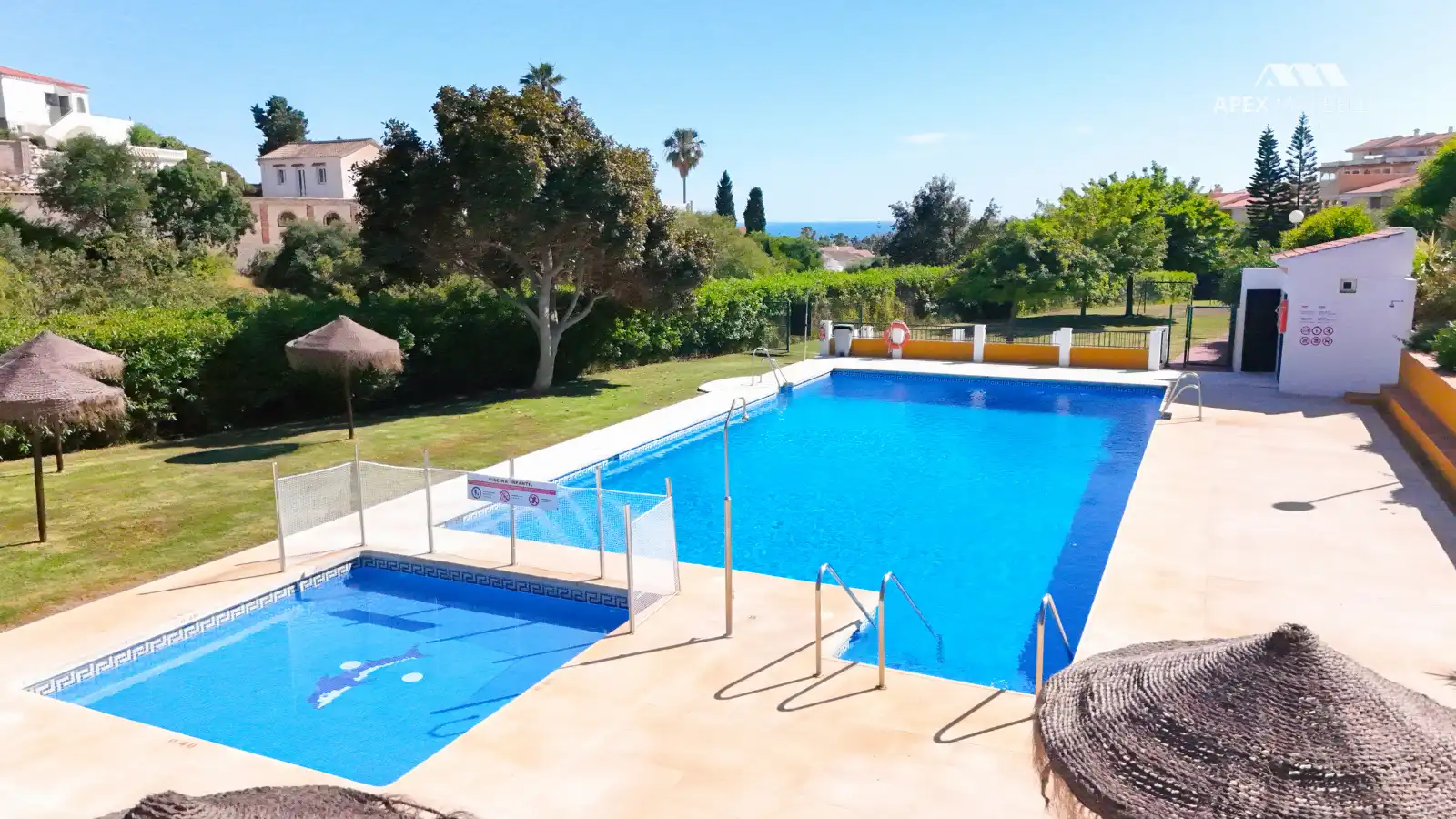 Schwimmbecken von Wohnungen zum Verkauf in Mijas mit Terrasse, Abstellraum und Gemeinschaftspool