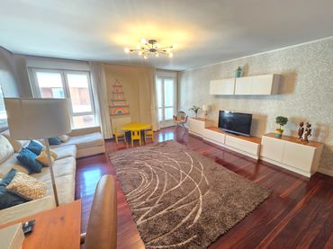 Appartamento con balcone in vendita a Avenida Montevideo 32