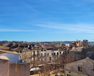 Vista exterior de Edifici en venda en Banyoles