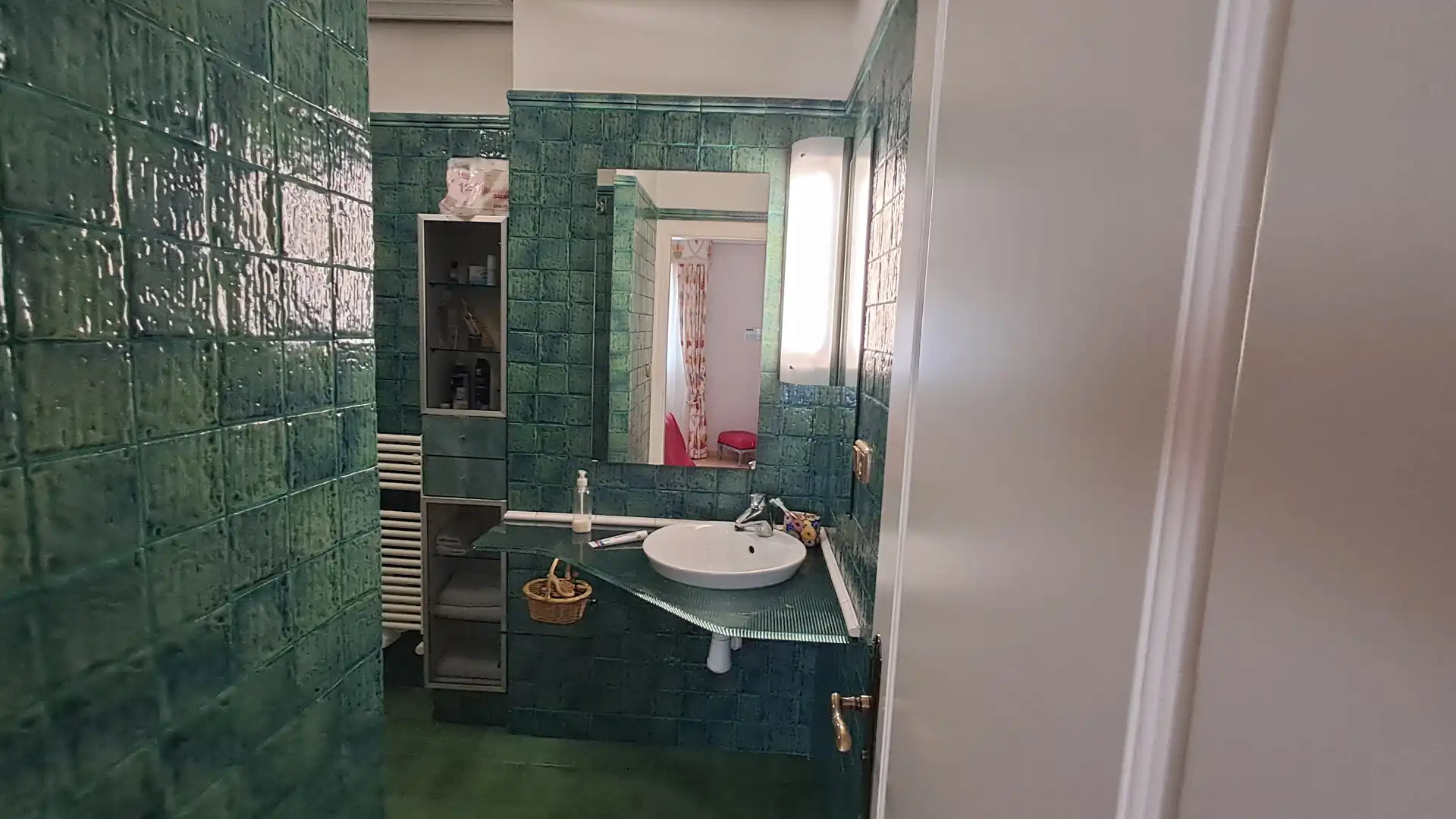 Bany de Àtic en venda en Vigo  amb Calefacció, Terrassa i Forn