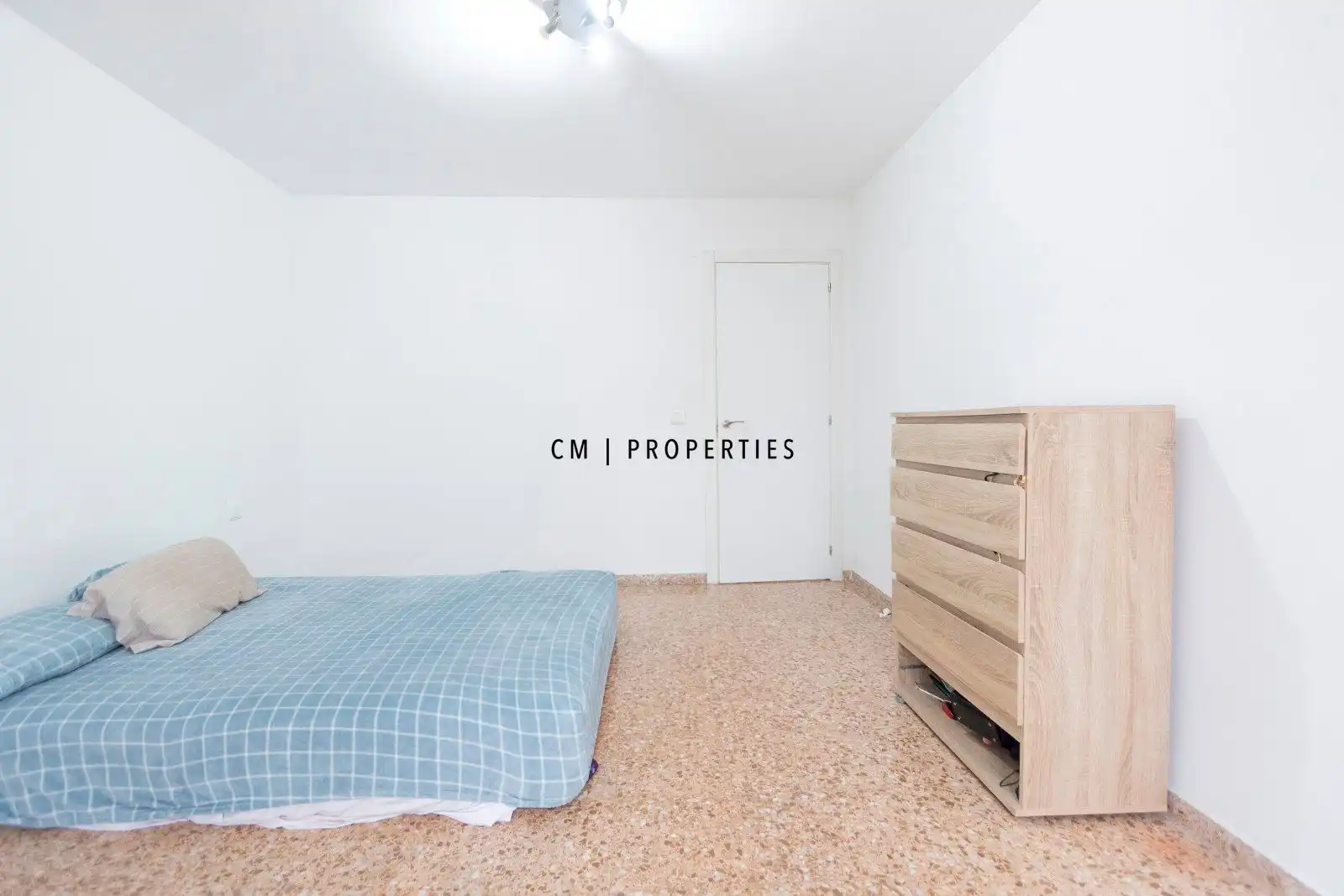 Flat for rent in carretera Malilla, Malilla