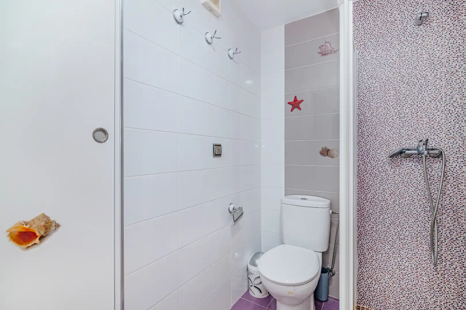 Badezimmer von Wohnung zur Miete in Almuñécar mit Klimaanlage, Heizung und Terrasse