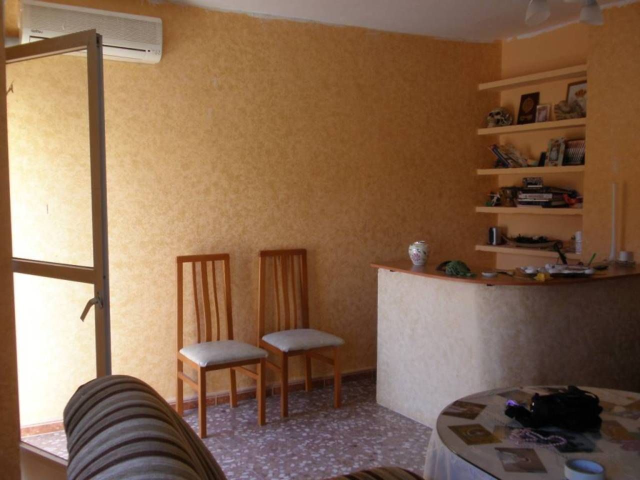 Living room of Flat for sale in Badajoz Capital  with Air Conditioner, Terrace and Furnished
