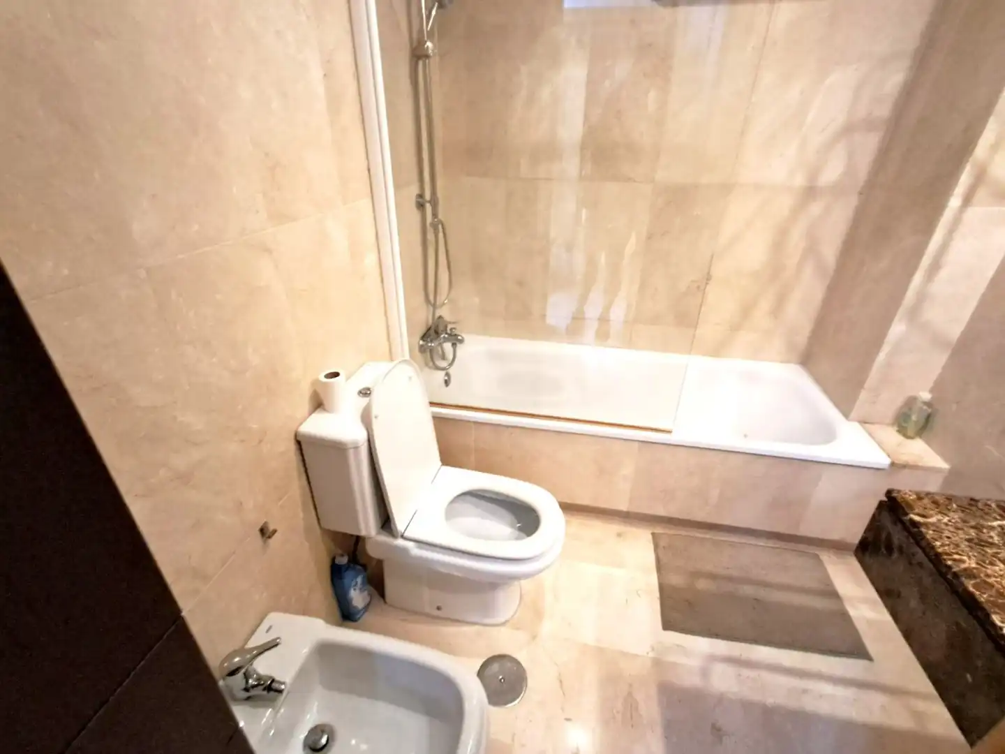 Bany de Apartament en venda en Benalmádena amb Aire condicionat, Calefacció i Piscina comunitària