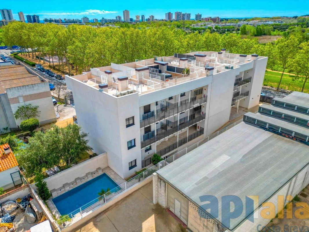 Exterior view of Attic for sale in Castell-Platja d'Aro  with Air Conditioner, Heating and Terrace