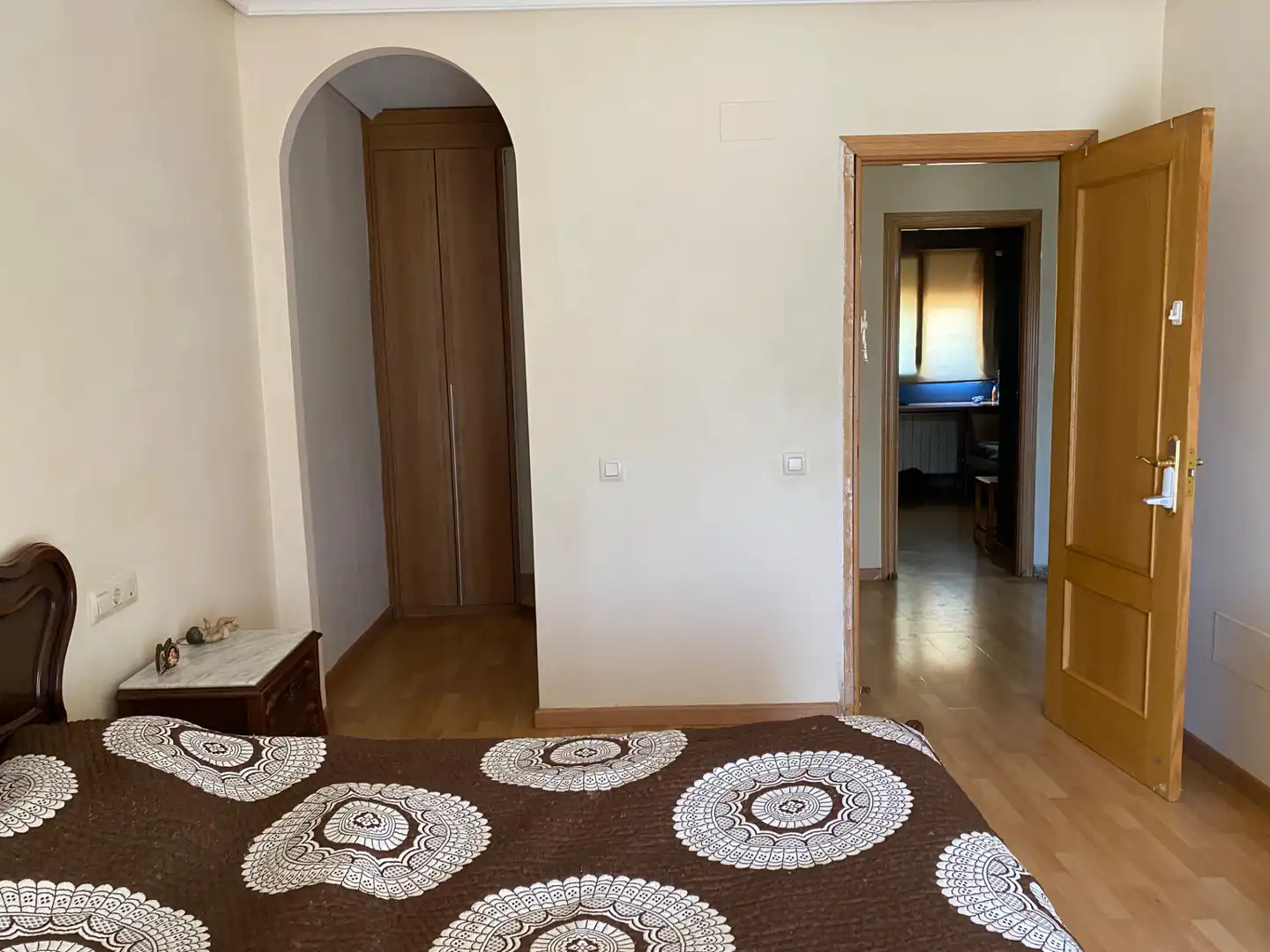 Habitación de Casa adosada en venta en Carrión de Calatrava con Aire acondicionado, Calefacción y Piscina