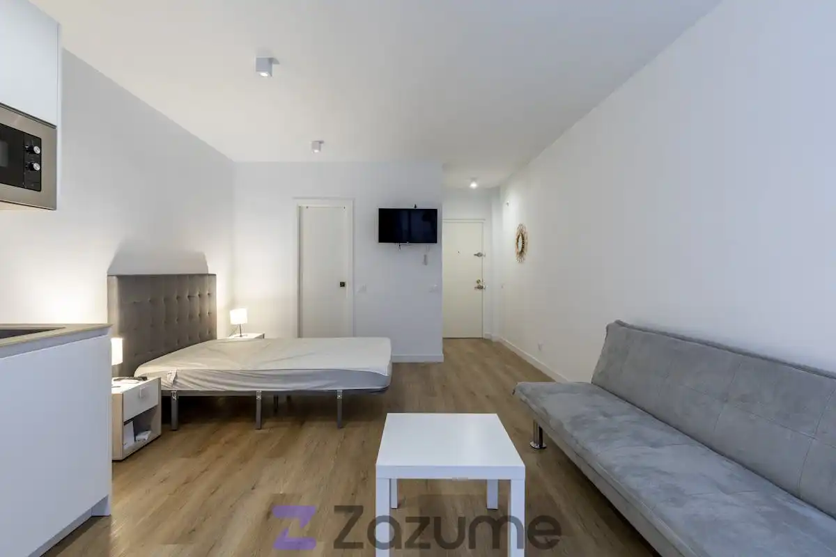 Study for rent in C. de Martín de los Heros, Argüelles