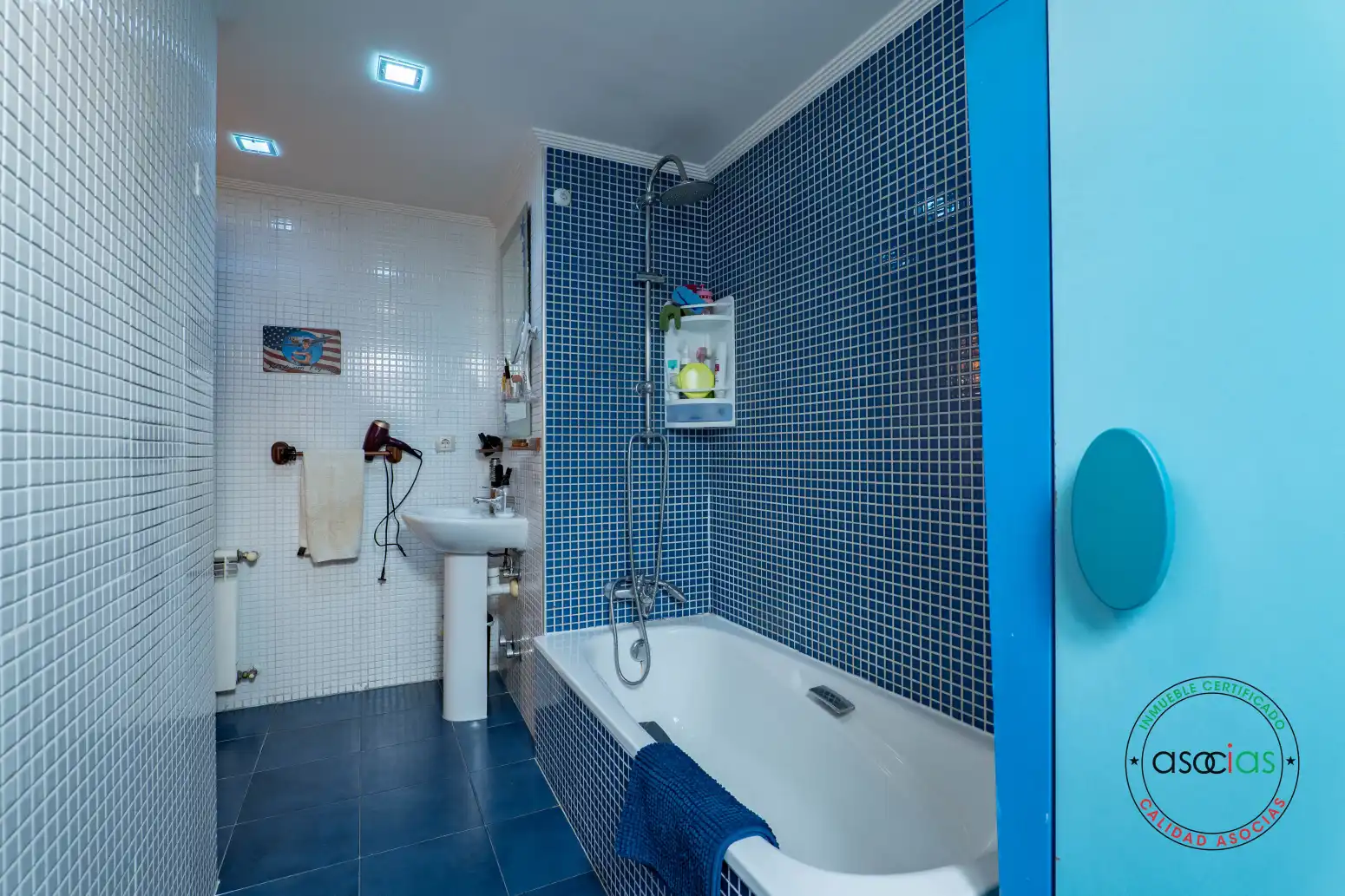 Baño de Piso en venta en Gijón  con Calefacción, Parquet y Trastero