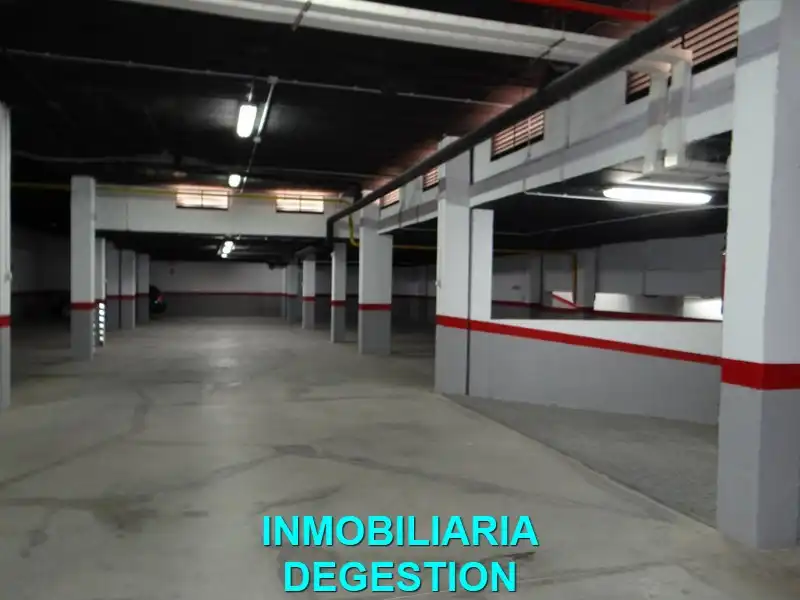 Aparcament de Dúplex en venda en La Iruela amb Aire condicionat, Calefacció i Parquet