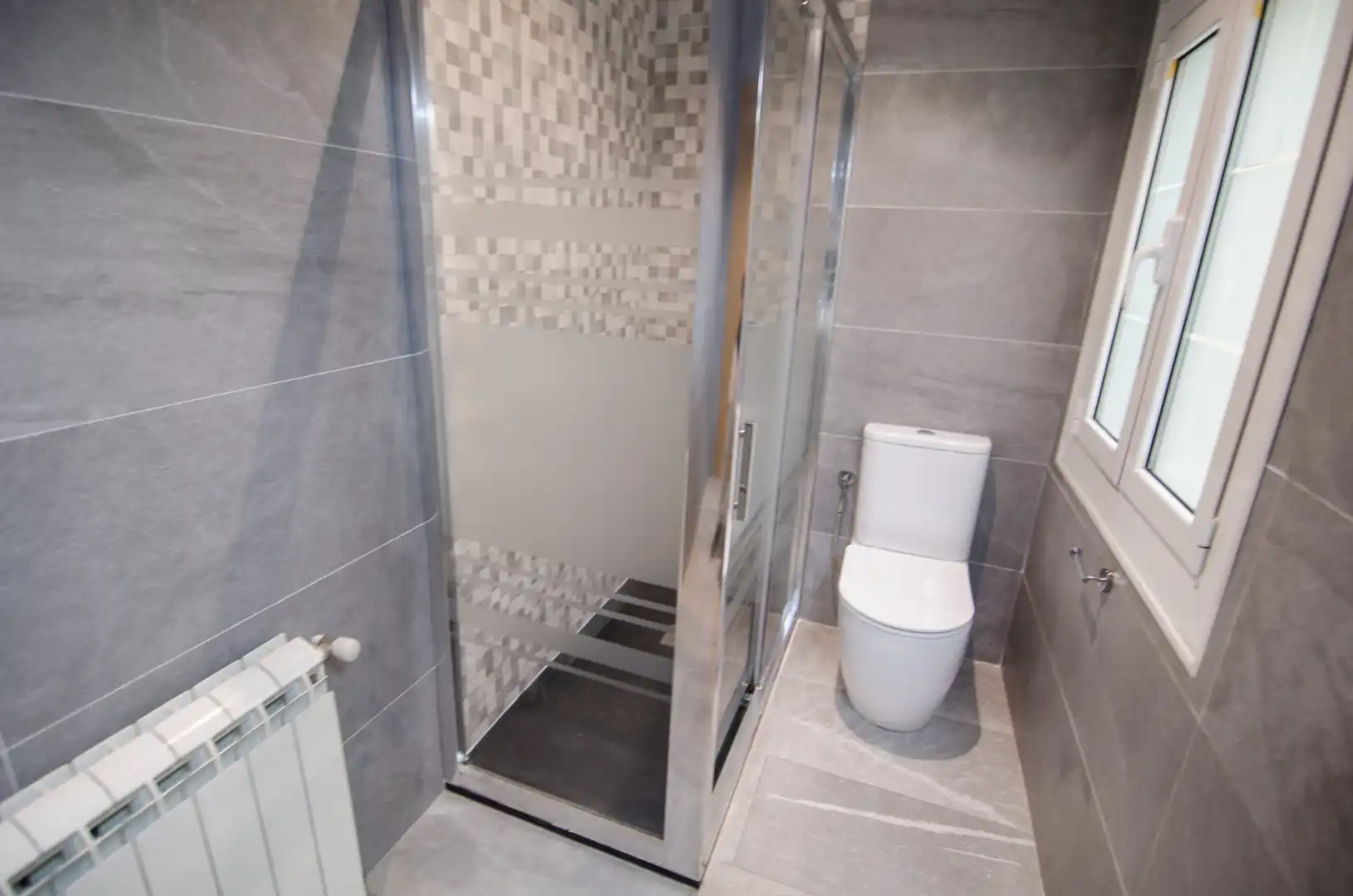 Bathroom of Houses for rent in Sant Fruitós de Bages  with Air Conditioner, Heating and Terrace