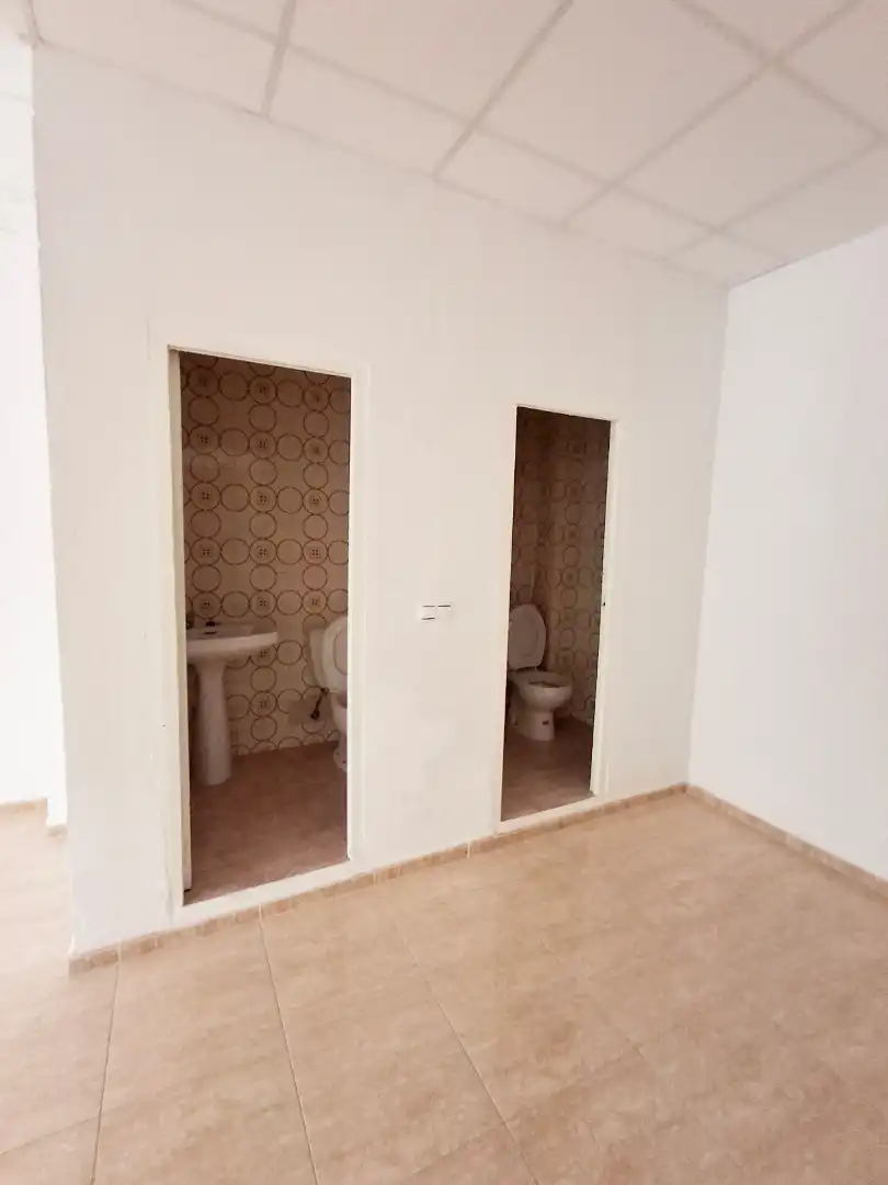 Badezimmer von Geschaftsraum zur Miete in Vélez-Málaga