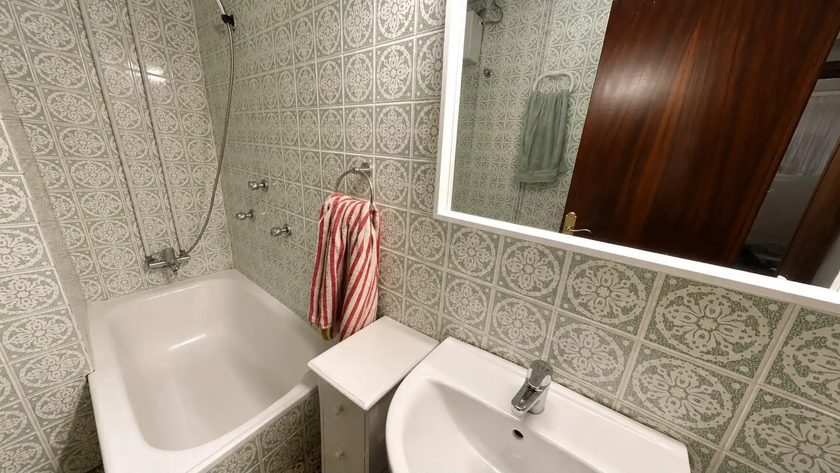 Baño de Piso en venta en Burjassot con Calefacción