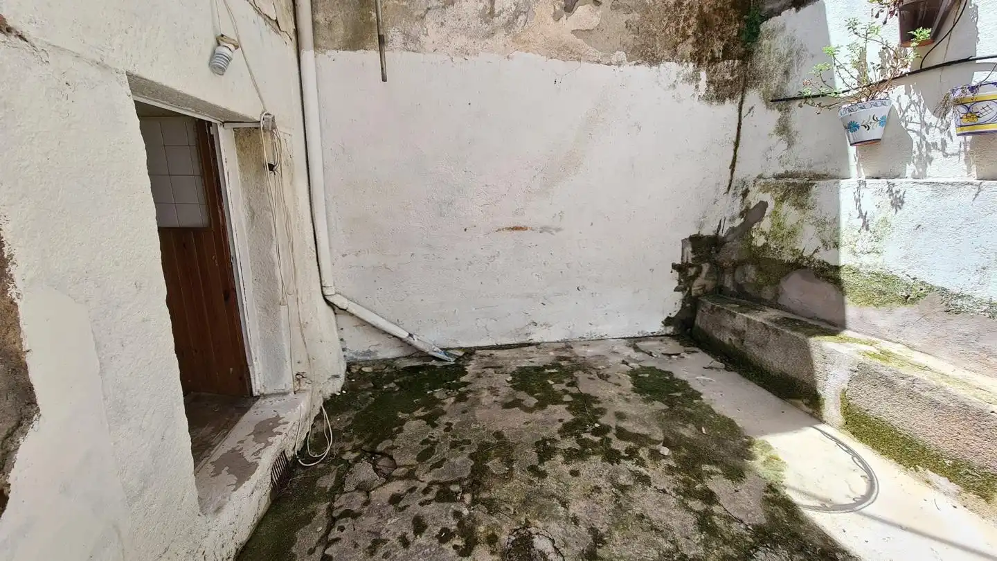Casa o chalet en venta en La Adrada  con Jardín privado
