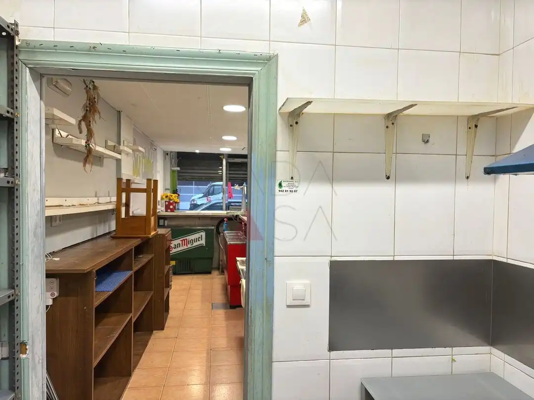 Local comercial en venta en Castilla - Hermida, imagen 7