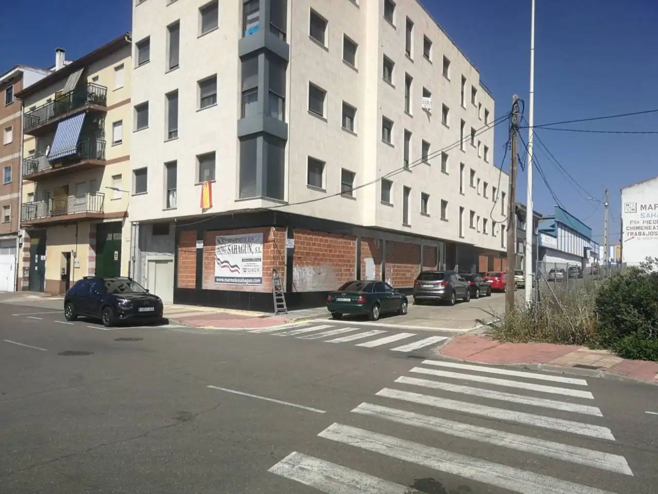 Local commercial à louer à Calle HERMANOS PINZON 1