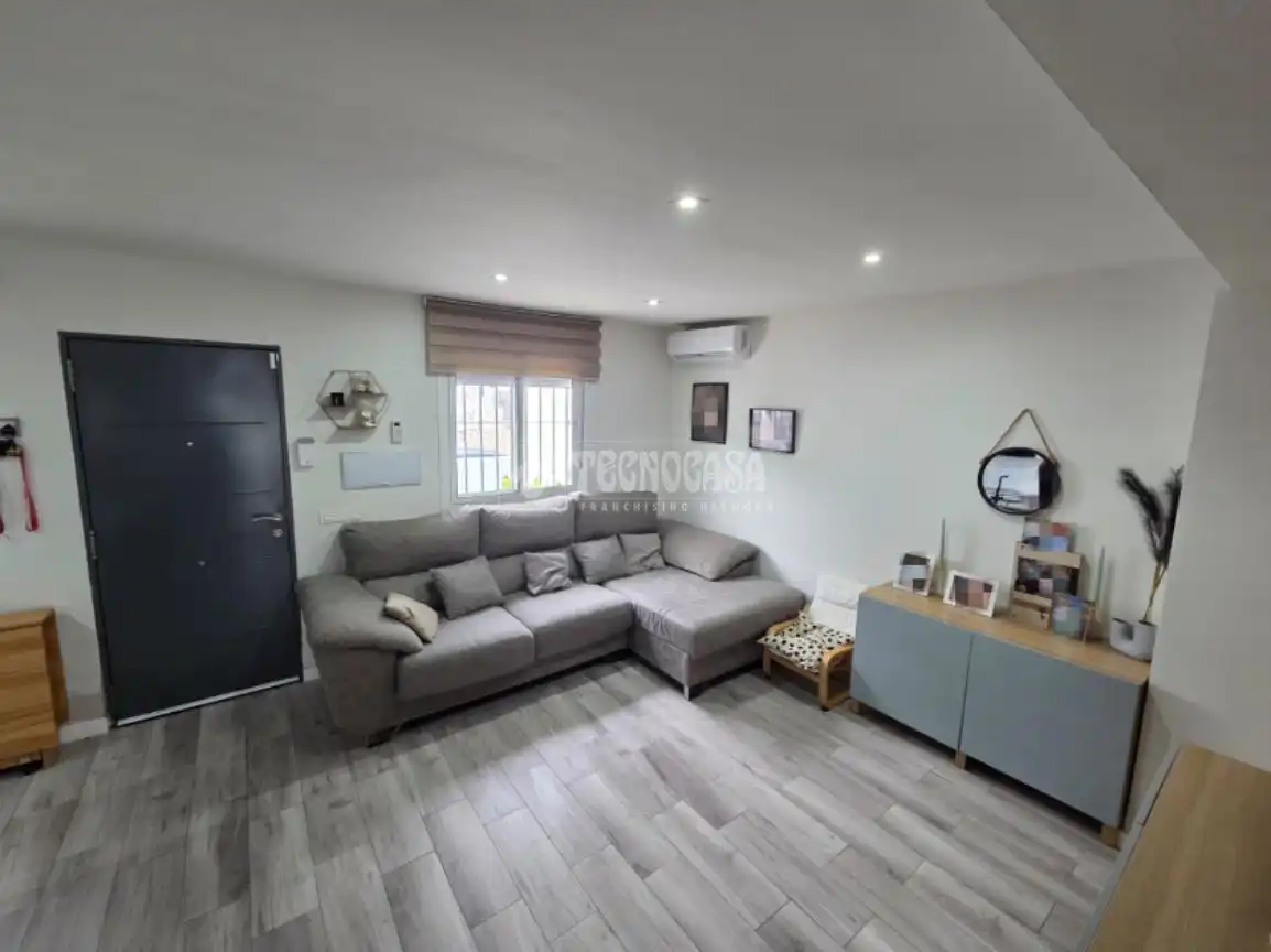 Living room of Detached homes for sale in Málaga  with Air Conditioner