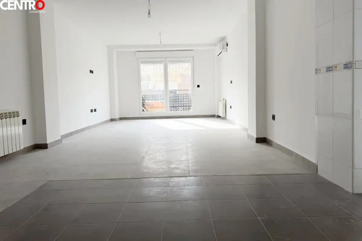 Piso en venta en La Zubia con Aire acondicionado, Calefacción y Jardín privado