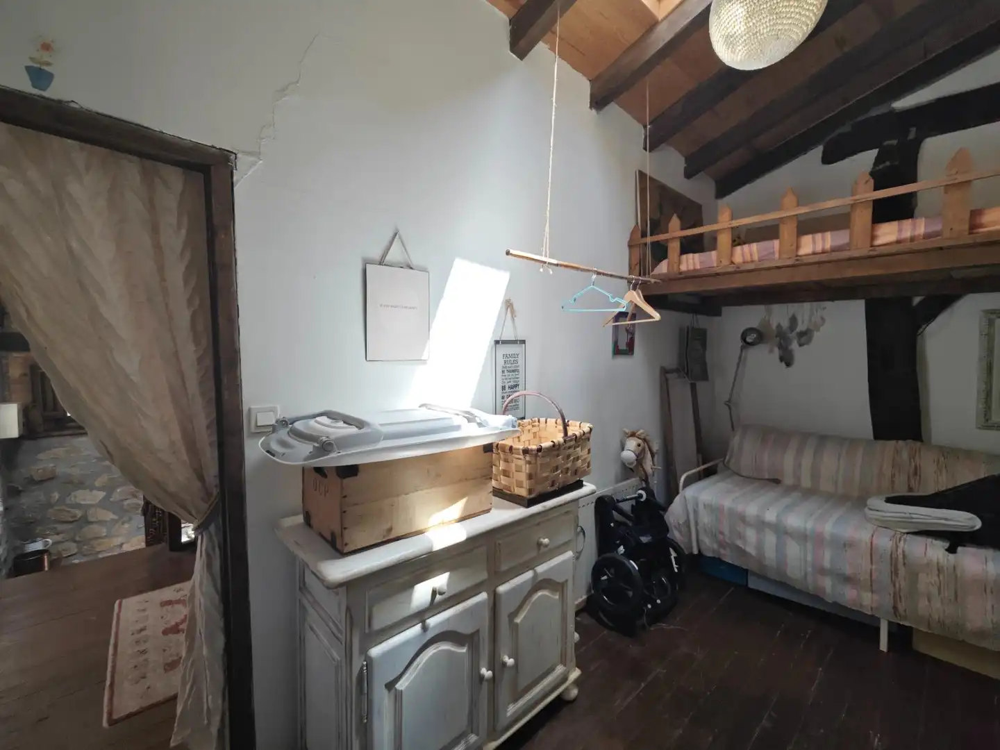 Dormitori de Casa o xalet en venda en Cabuérniga amb Jardí privat