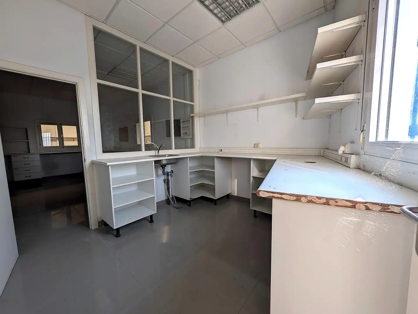 Cocina de Nave industrial de alquiler en Benacazón
