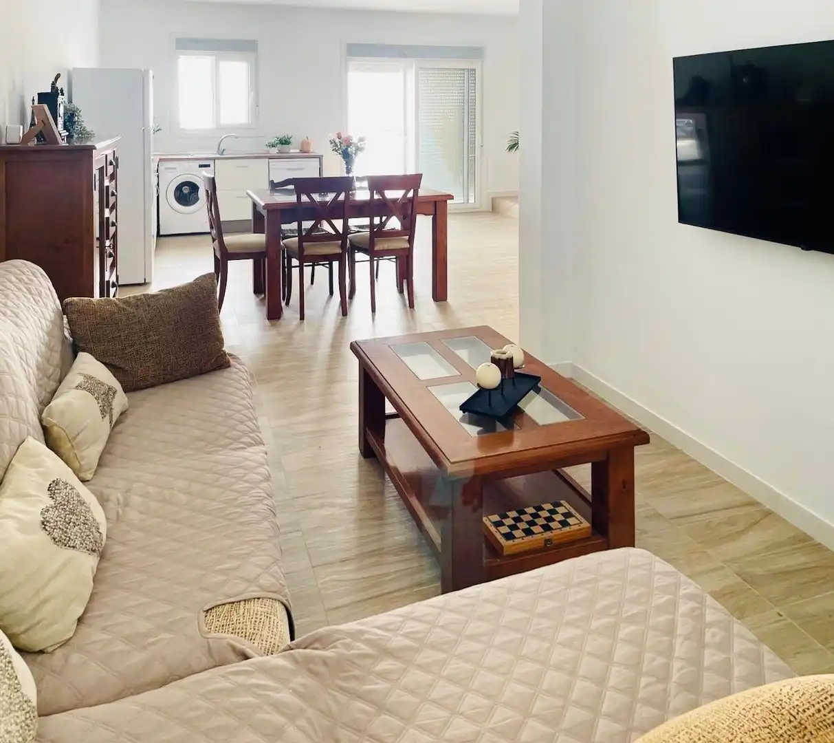 Haus mit Terrasse zum Verkauf in Núcleo urbano, imagen 4