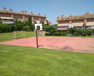 Jardí de Casa adosada en venda en Navarrete amb Calefacció, Jardí privat i Terrassa