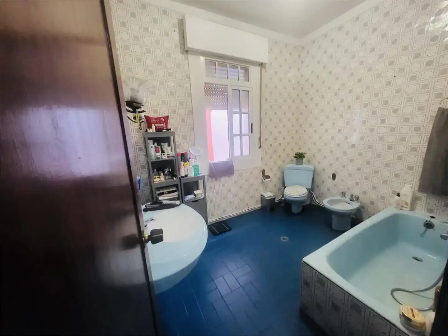 Baño de Casa adosada en venta en Ribeira con Amueblado, Horno y Lavadora