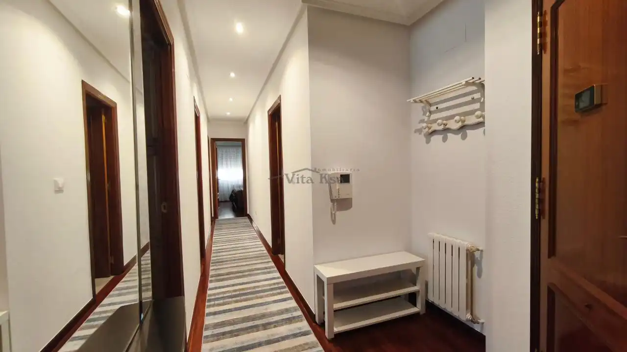 Flat for rent in Ourense Capital   with Heating, Parquet flooring and Storage room