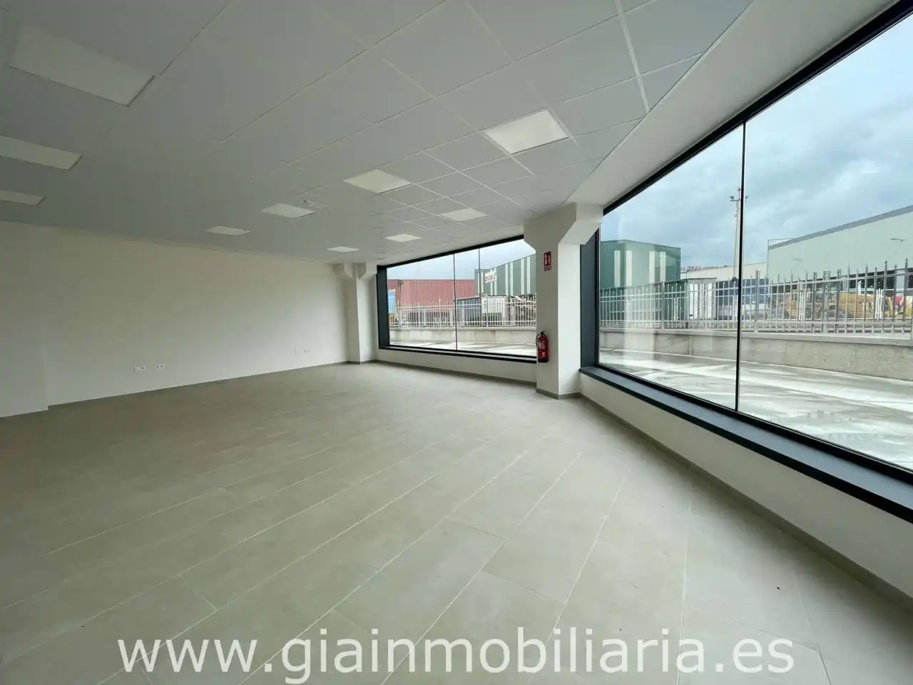 Nave industrial en venta en Calle As Gandaras 5, imagen 4