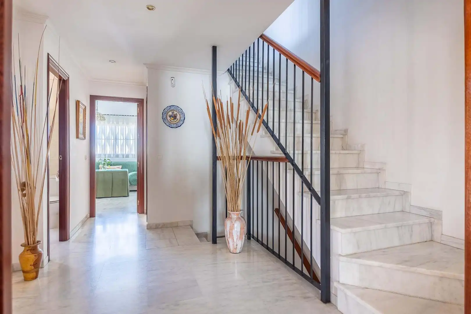 Detached homes for sale in Mairena del Aljarafe  with Air Conditioner, Private garden and Terrace