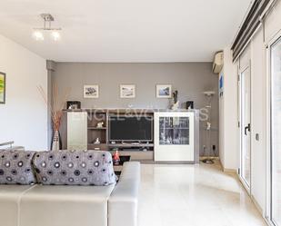 Living room of Flat for sale in  Barcelona Capital  with Air Conditioner, Heating and Terrace