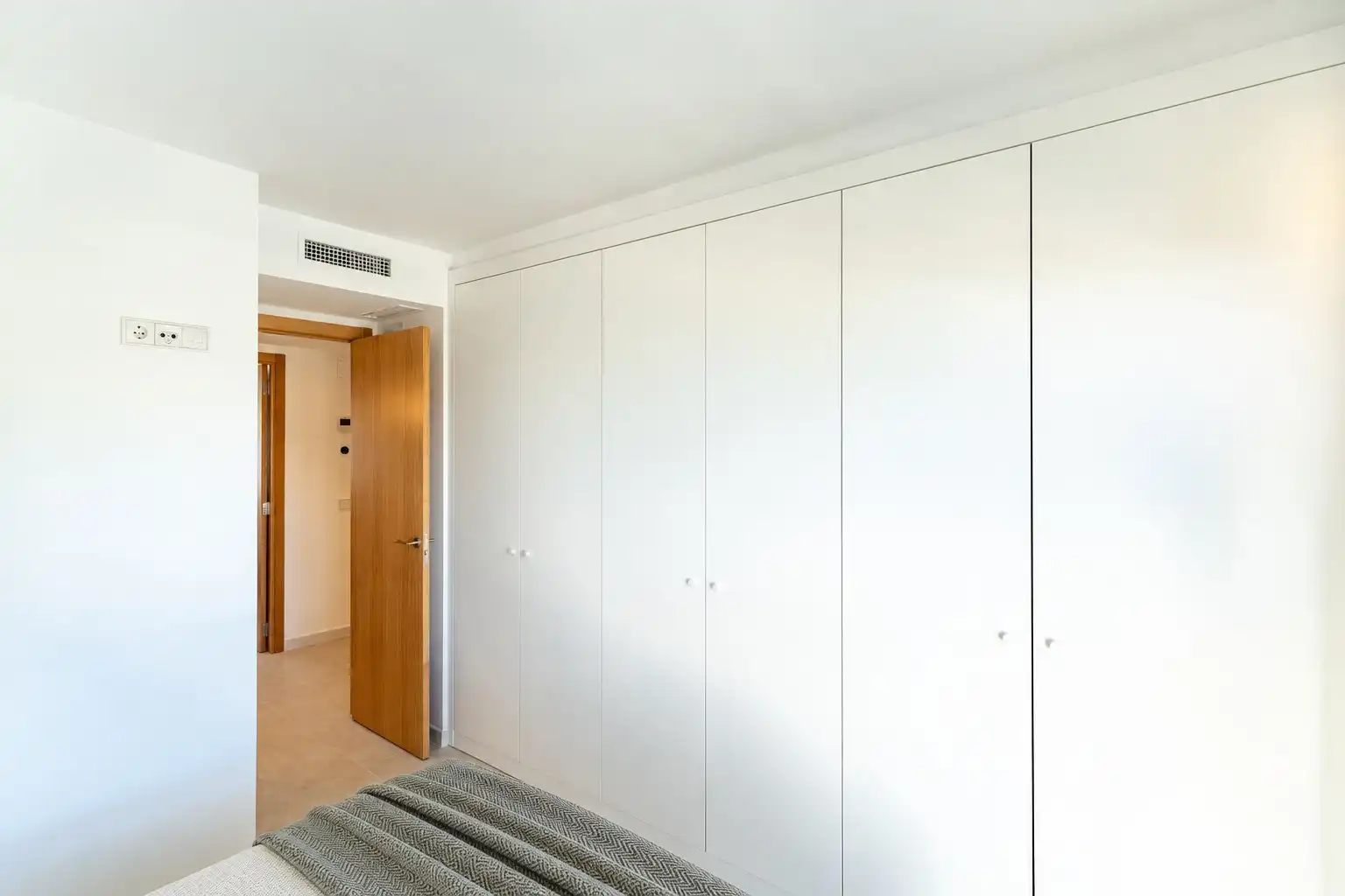 Neubau-Reihenhaus mit Terrasse zum Verkauf in Carrer de la Rosa 47, imagen 41