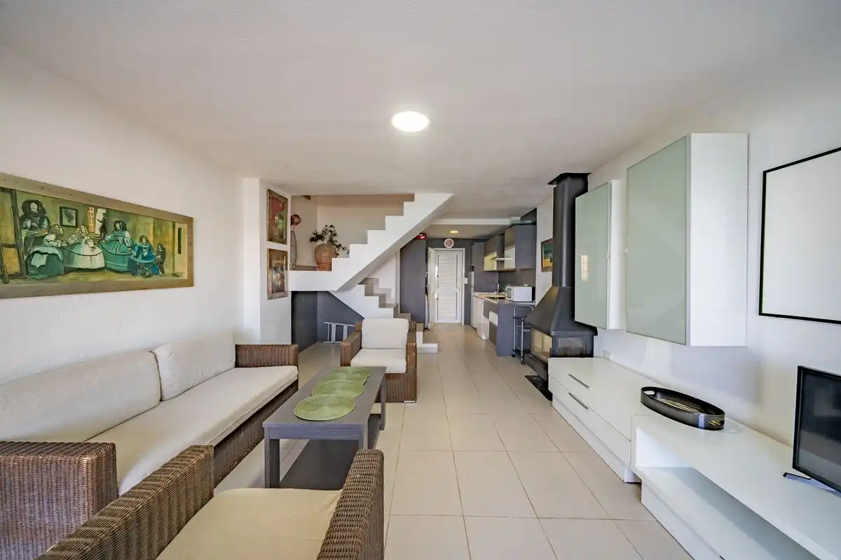 Sala d'estar de Casa adosada en venda en Orihuela amb Calefacció, Jardí privat i Piscina