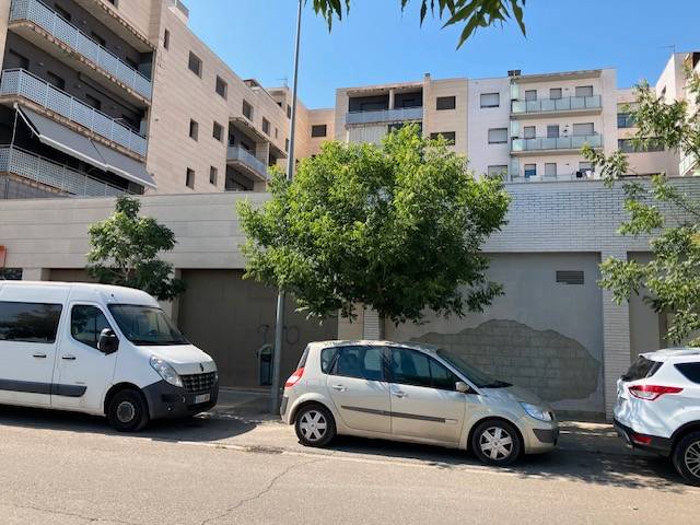 Local comercial en Alquiler en Calle Jaime I en Fraga