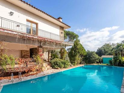 Swimming pool of House or chalet for sale in Santa Eulàlia de Ronçana  with Air Conditioner, Storage room and Swimming Pool