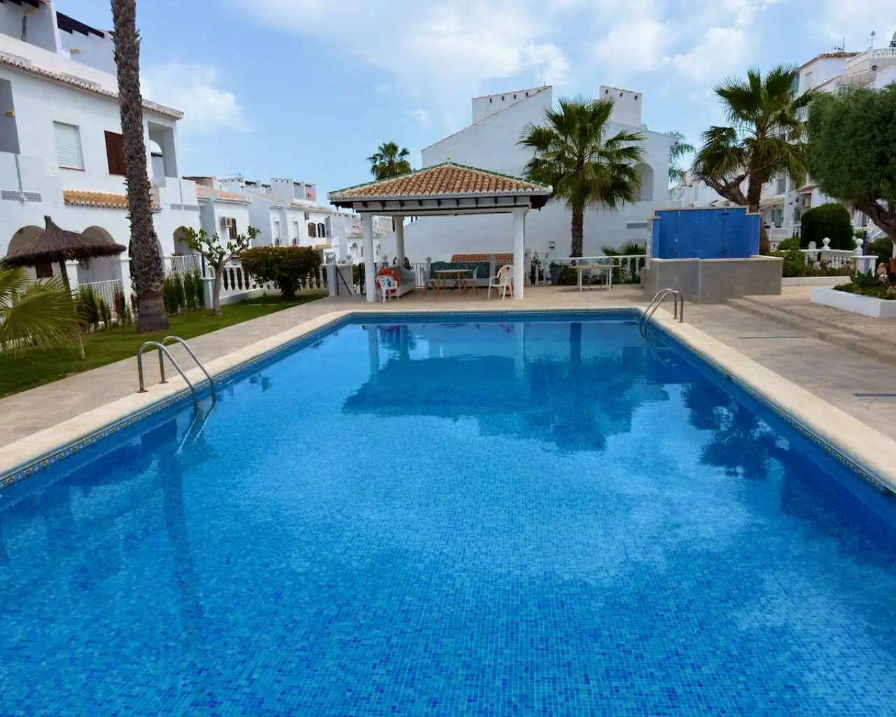 Casa aparellada amb piscina en venda a Ciudad Quesada, imagen 25