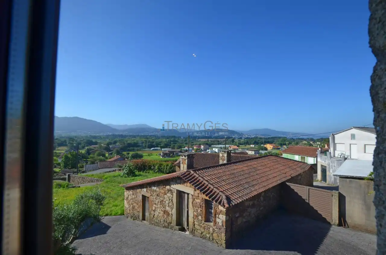 Vista exterior de Finca rústica en venta en O Rosal   con Calefacción, Jardín privado y Terraza