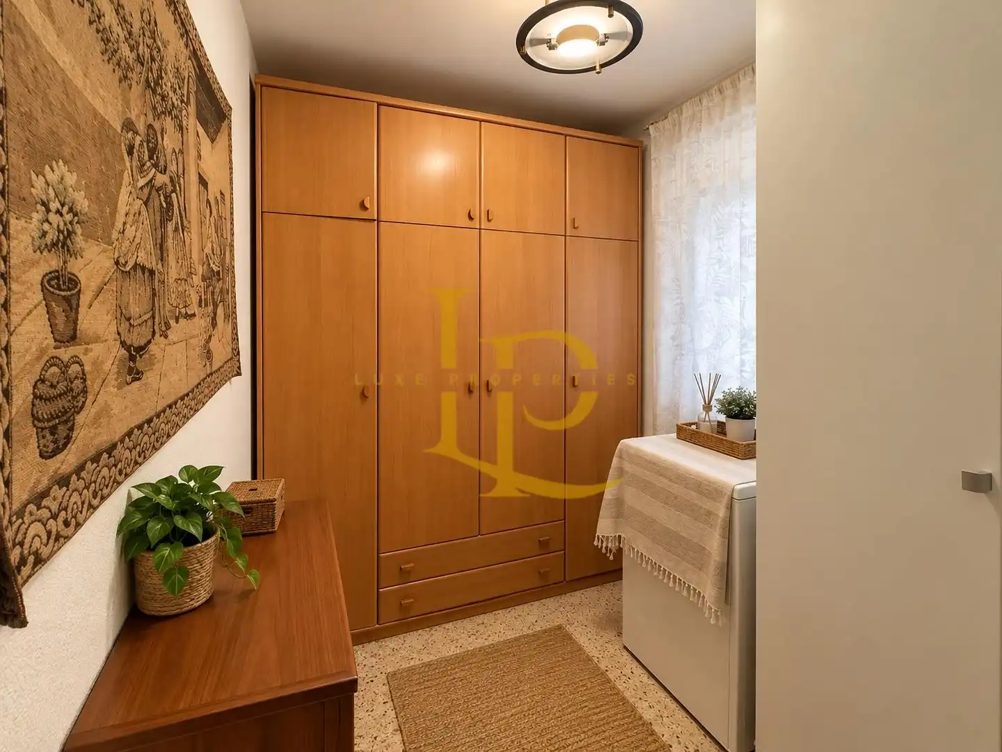 Habitación de Piso en venta en L'Hospitalet de Llobregat con Calefacción, Amueblado y Horno